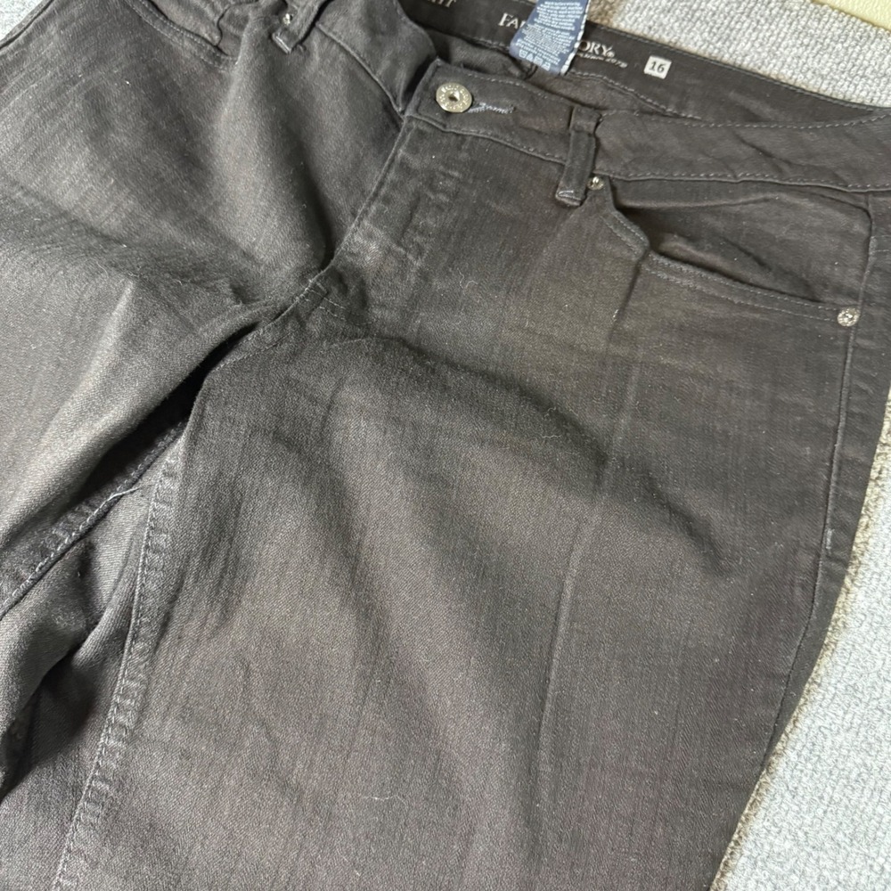 Faded Glory Women Straight Leg Jeans Dark Wash Size 16 Five Pocket Zipper